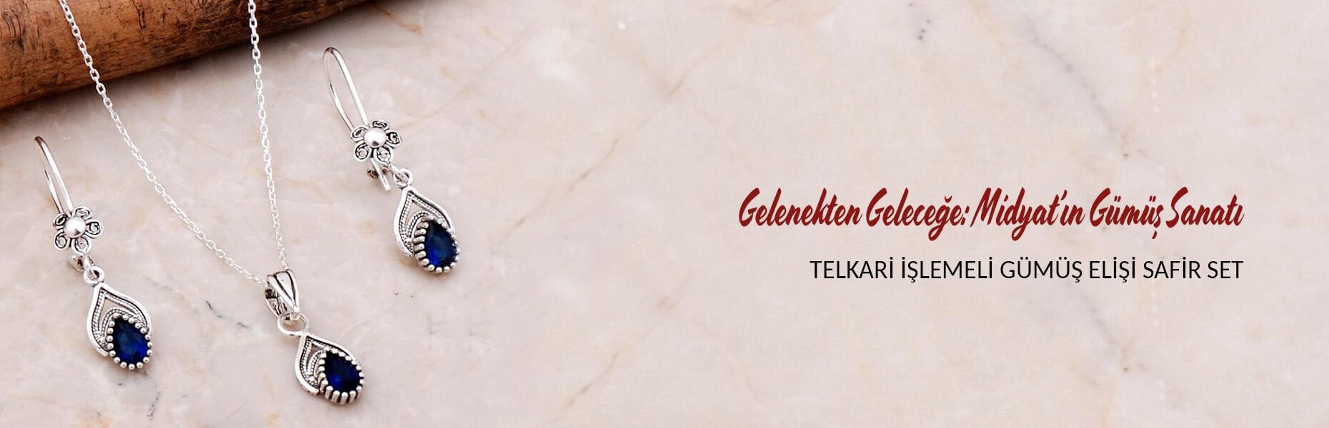 Telkari İşlemeli Gümüş Elişi Safir Set